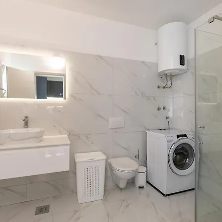 Lucy Appartement *